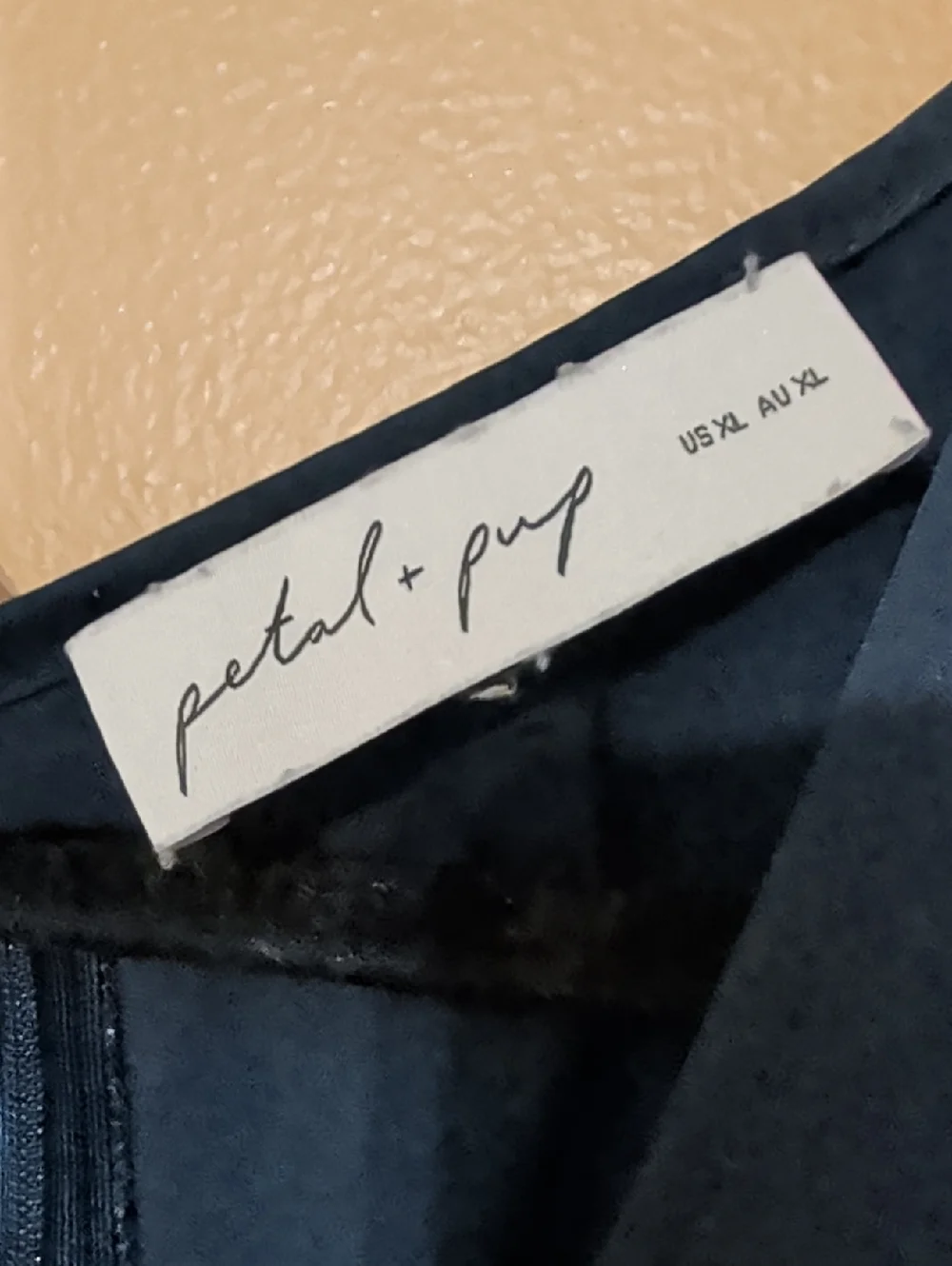 Petal & Pup • Nova Flutter Sleeve Midi Dress Navy Size XL - Picture 12 of 16